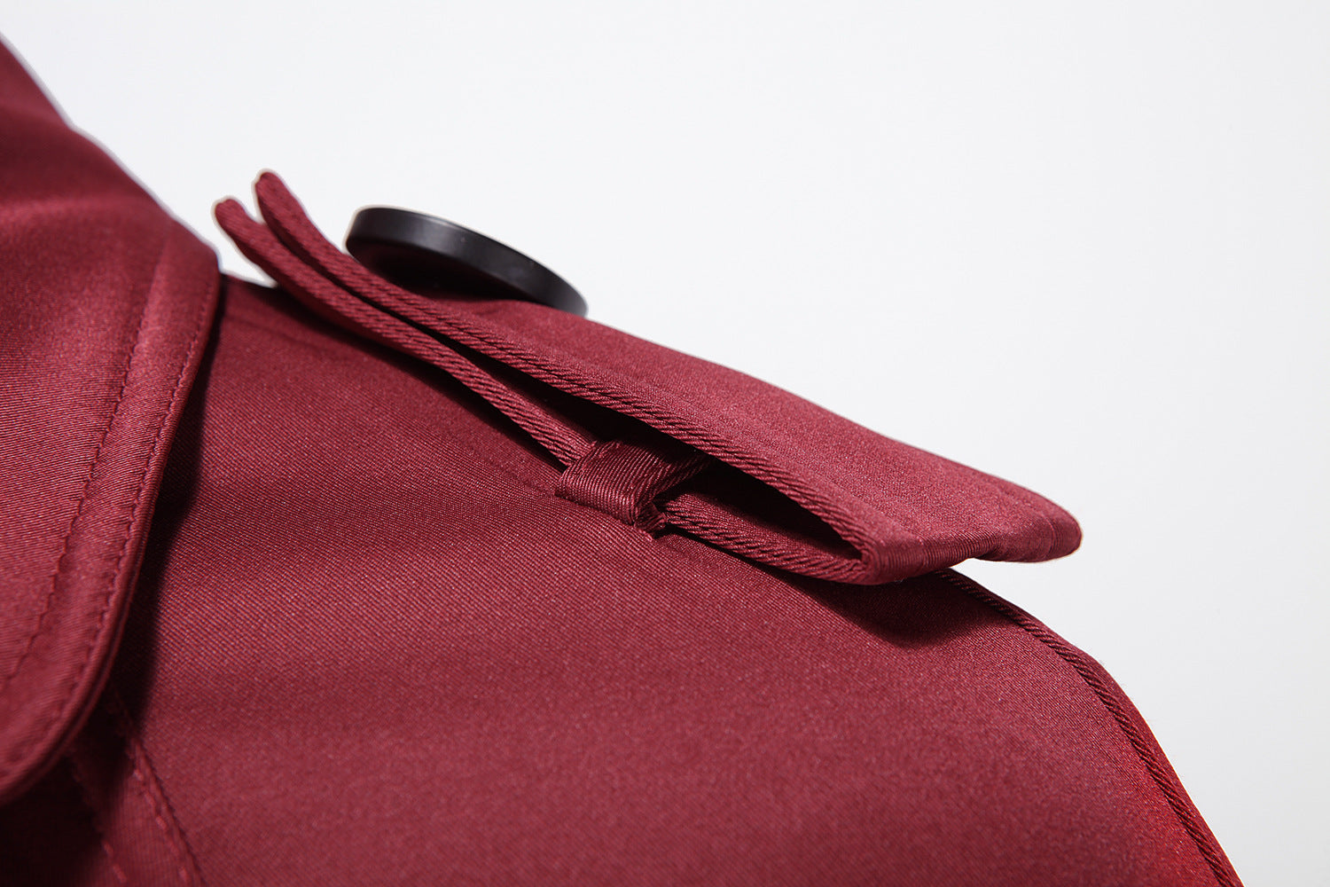 Trench coat largo con cinturón – cortaviento y doble botonadura para primavera y otoño