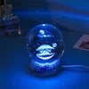 Lámpara 3D de medusa, delfín y más – bola de cristal con base de madera y luz USB