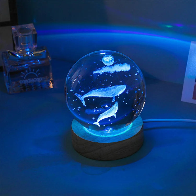 Lámpara 3D de medusa, delfín y más – bola de cristal con base de madera y luz USB