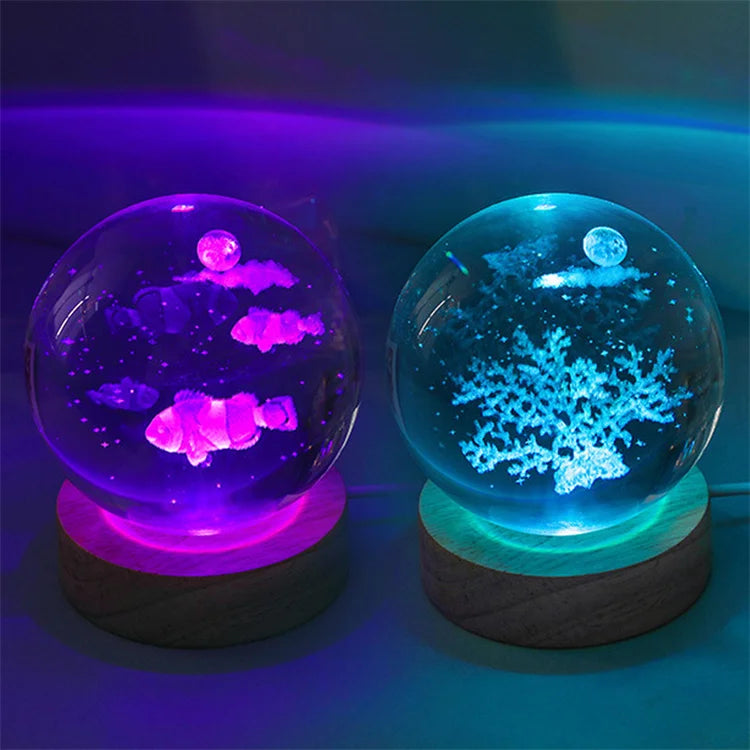 Lámpara 3D de medusa, delfín y más – bola de cristal con base de madera y luz USB