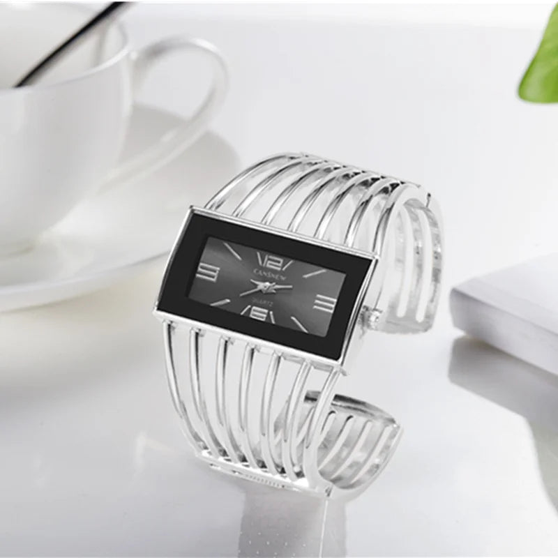Reloj mujer de lujo – elegante con pulsera dorada y diseño sofisticado