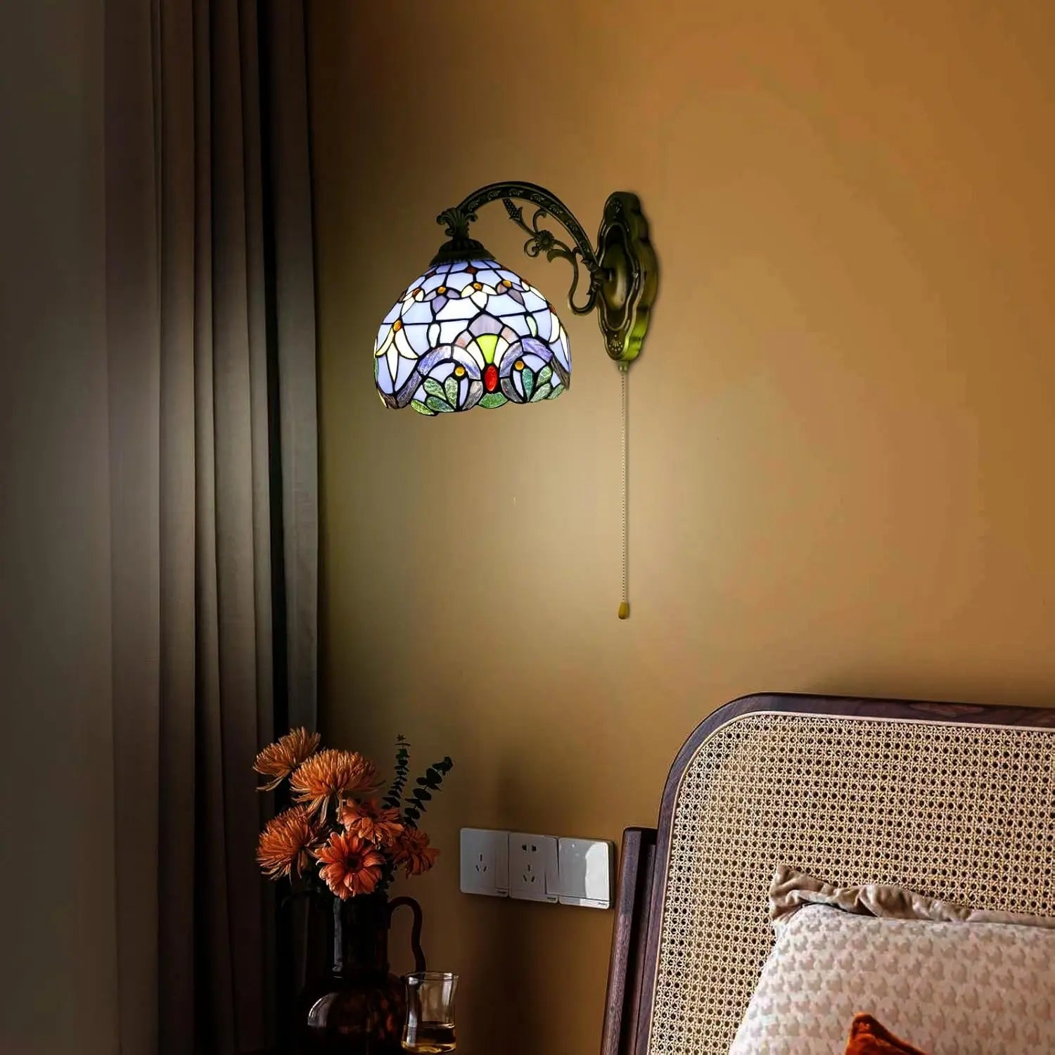 Aplique de pared estilo Tiffany – pantalla de vidrio azul barroco para escaleras