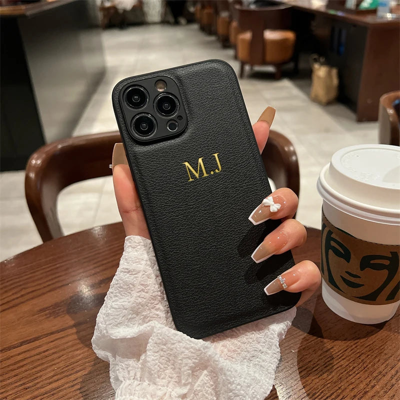Funda personalizada para iPhone – cuero con nombre e iniciales para modelos 11 a 17