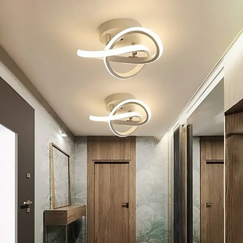 Tira LED minimalista para pasillos – lámparas modernas para living, balcón y escalera