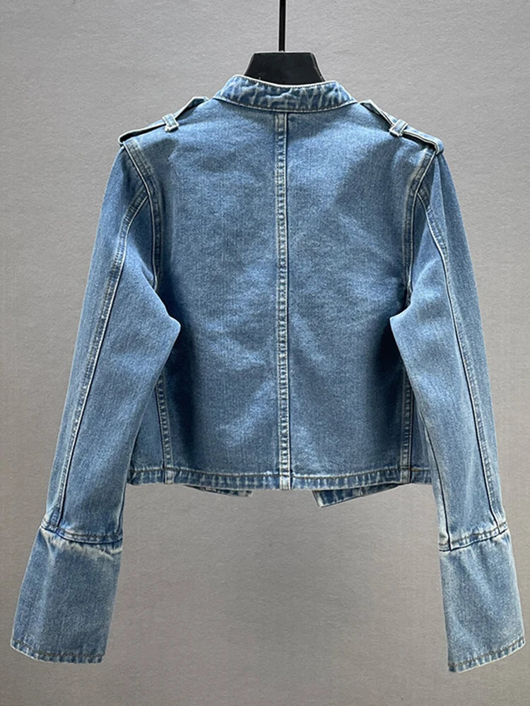 Abrigo de mezclilla vintage – doble botonadura, mangas largas y patchwork