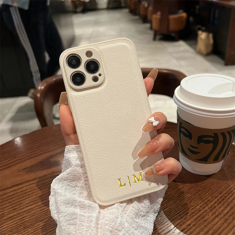 Funda personalizada para iPhone – cuero con nombre e iniciales para modelos 11 a 17