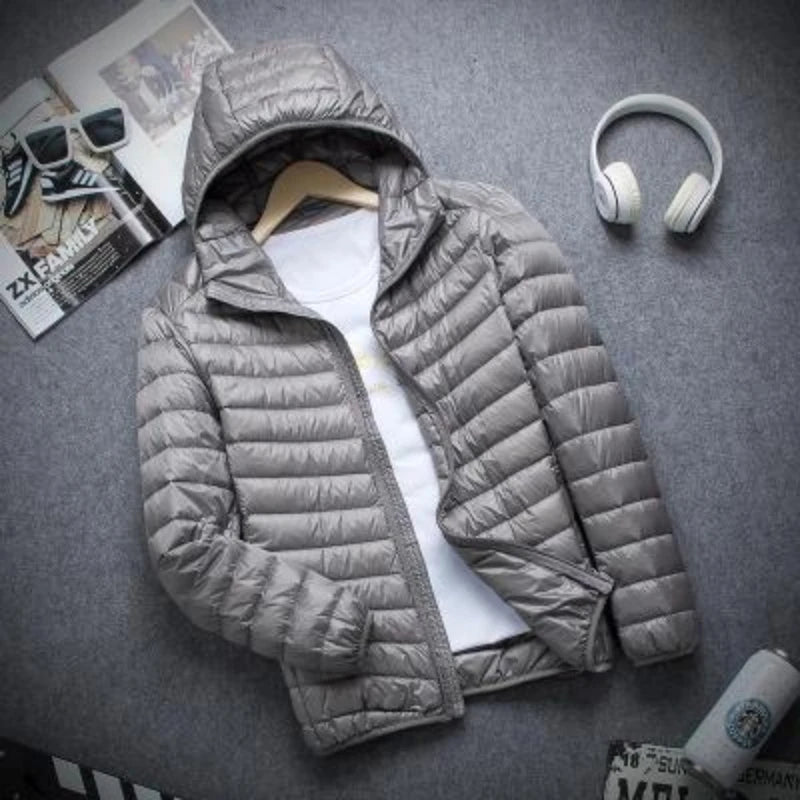 Campera de plumas hombre otoño/invierno – con capucha, super ligera y slim fit