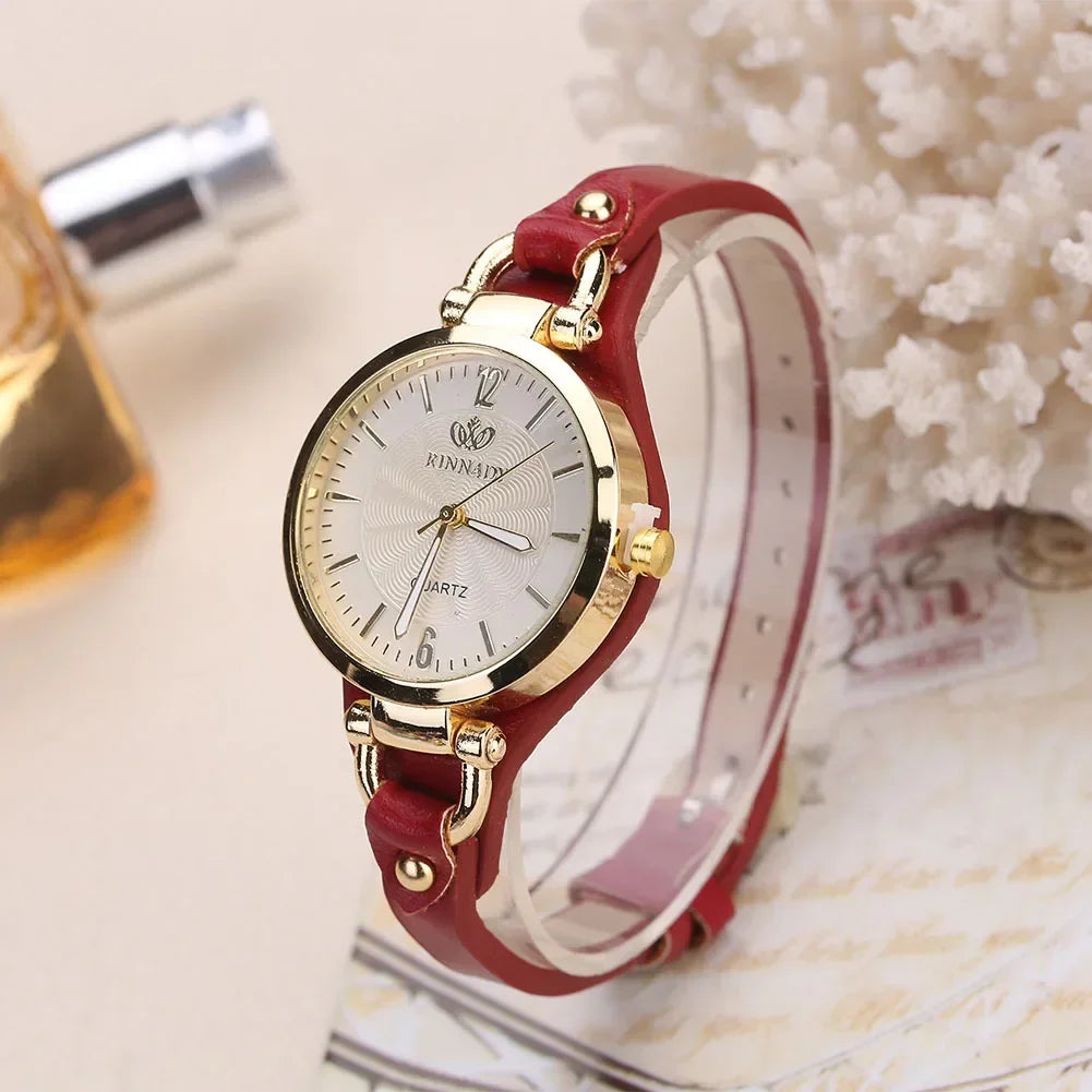 Reloj de cuarzo mujer – correa delgada de cuero PU y diseño sólido