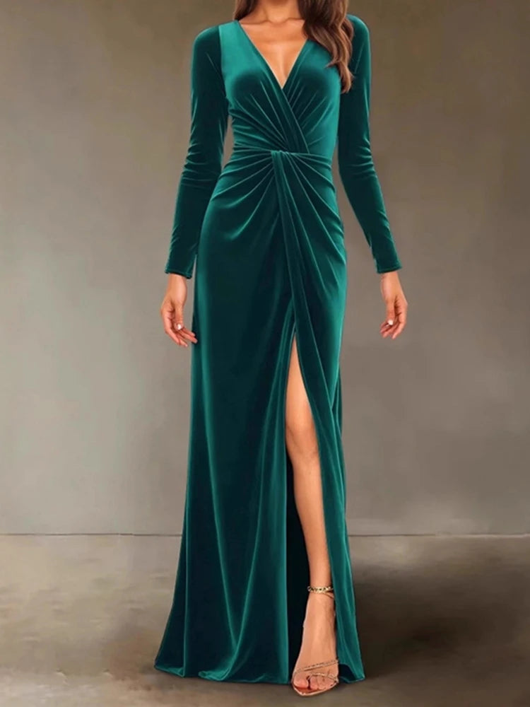 Vestido de terciopelo mujer – escote en V, cintura alta y falda plisada