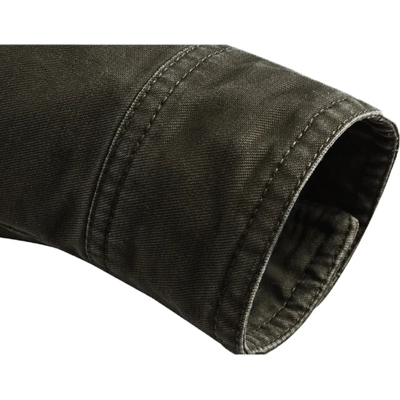 Campera bomber hombre – cortaviento slim fit con cuello alto y estilo retro