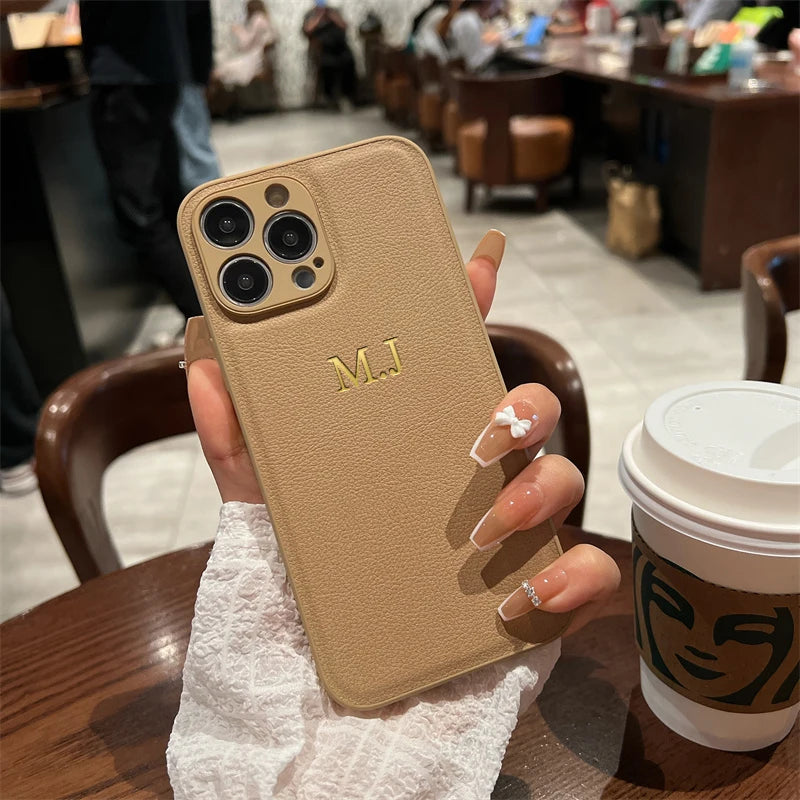 Funda personalizada para iPhone – cuero con nombre e iniciales para modelos 11 a 17