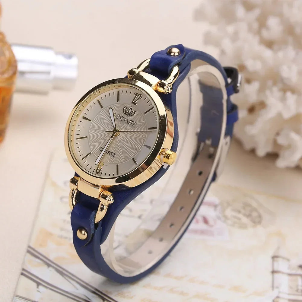 Reloj de cuarzo mujer – correa delgada de cuero PU y diseño sólido