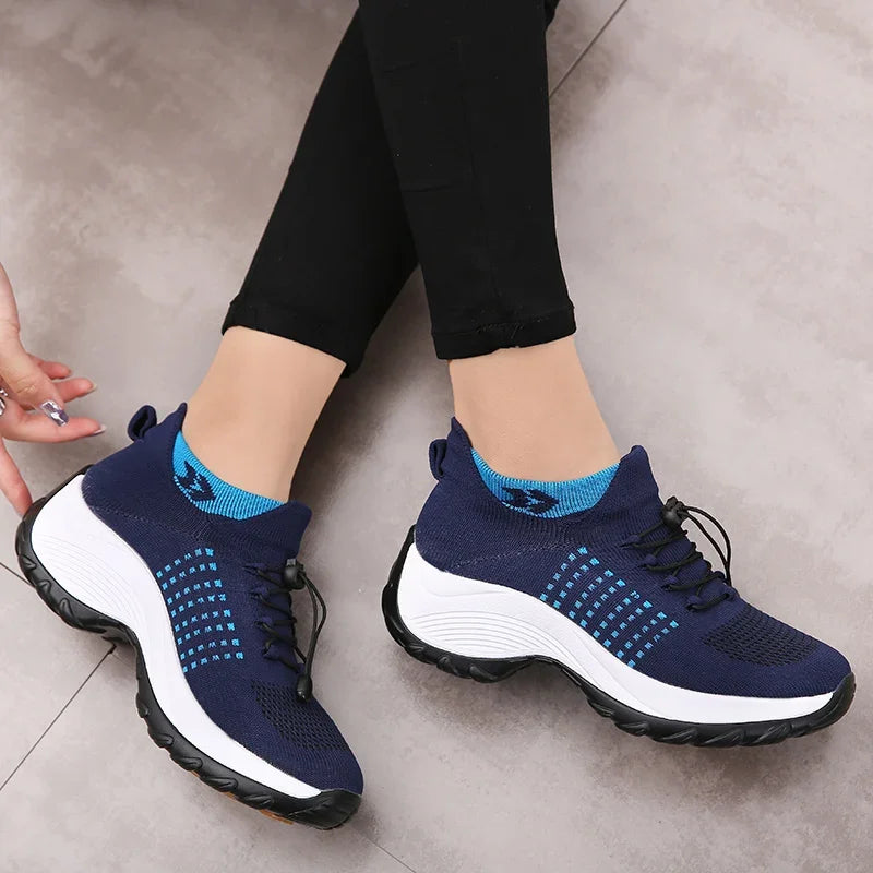 Zapatillas outdoor mujer – jogging, plataforma ligera y antideslizantes