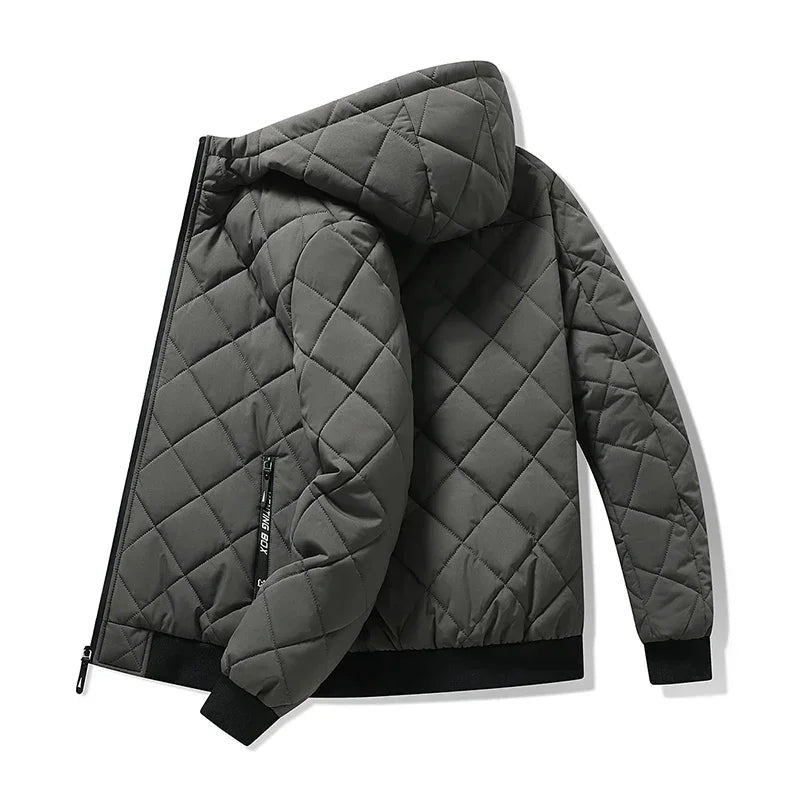 Campera acolchada hombre con capucha – texturizada en rombos, casual y talles grandes