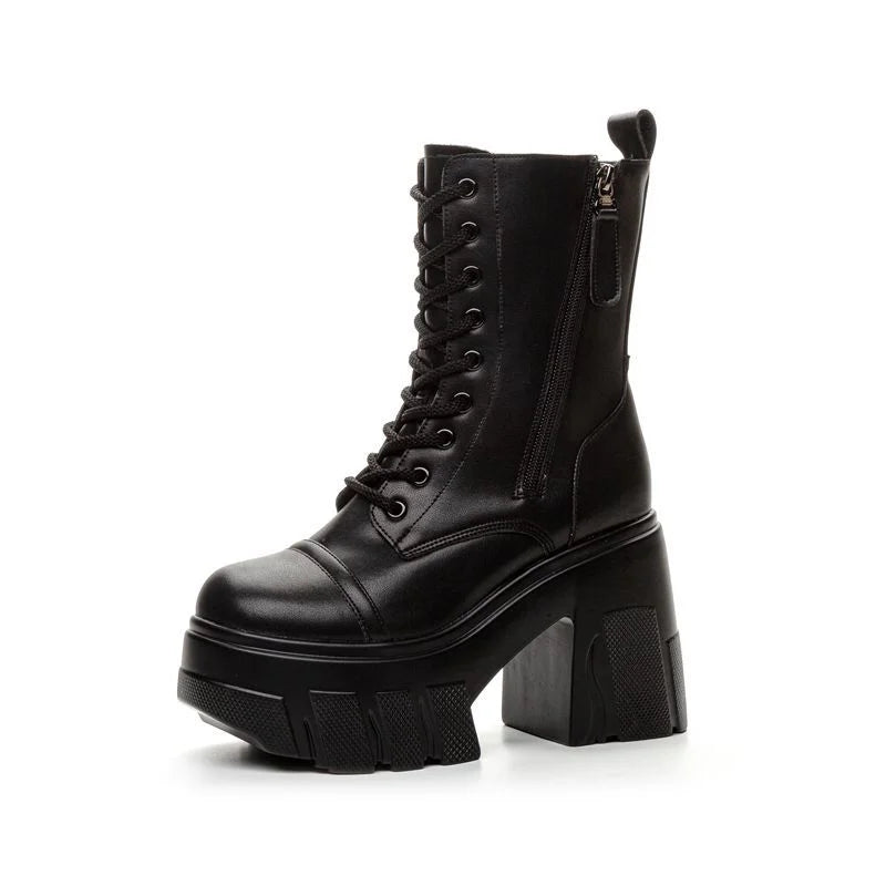 Botines pequeños otoño/invierno – punta redonda, cordones y suela antideslizante