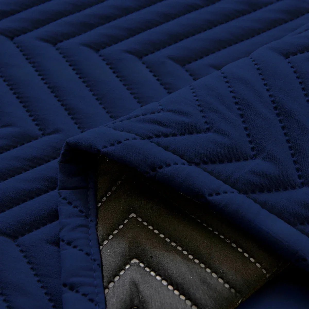 Cortina blackout para living – cortaviento y cálida para invierno