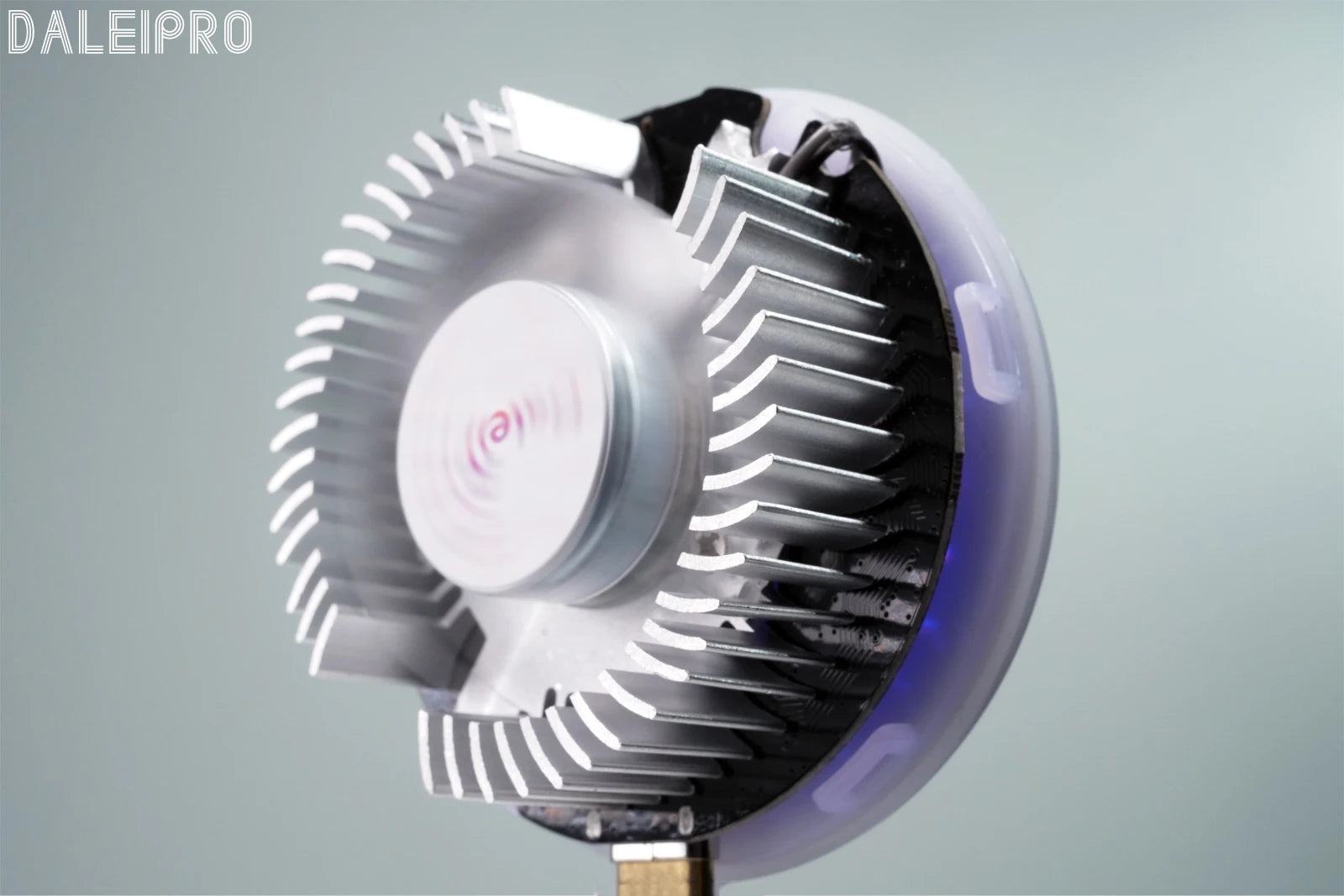 Soporte Magnético para Auto con Carga Inalámbrica 15W y Enfriamiento