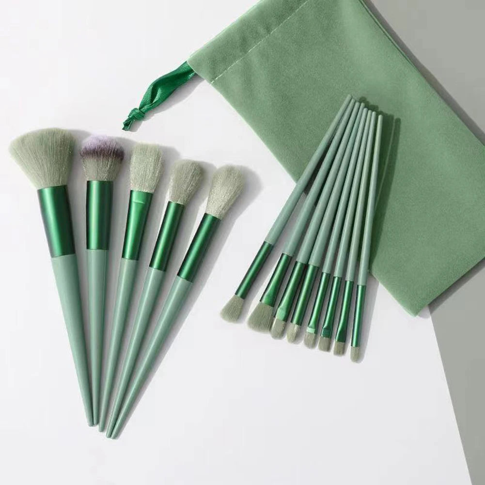 Set profesional de 13 pinceles de maquillaje – ultra suaves y portátiles con estuche