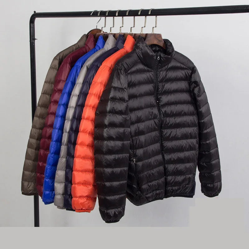 Campera de plumas hombre otoño/invierno – con capucha, super ligera y slim fit