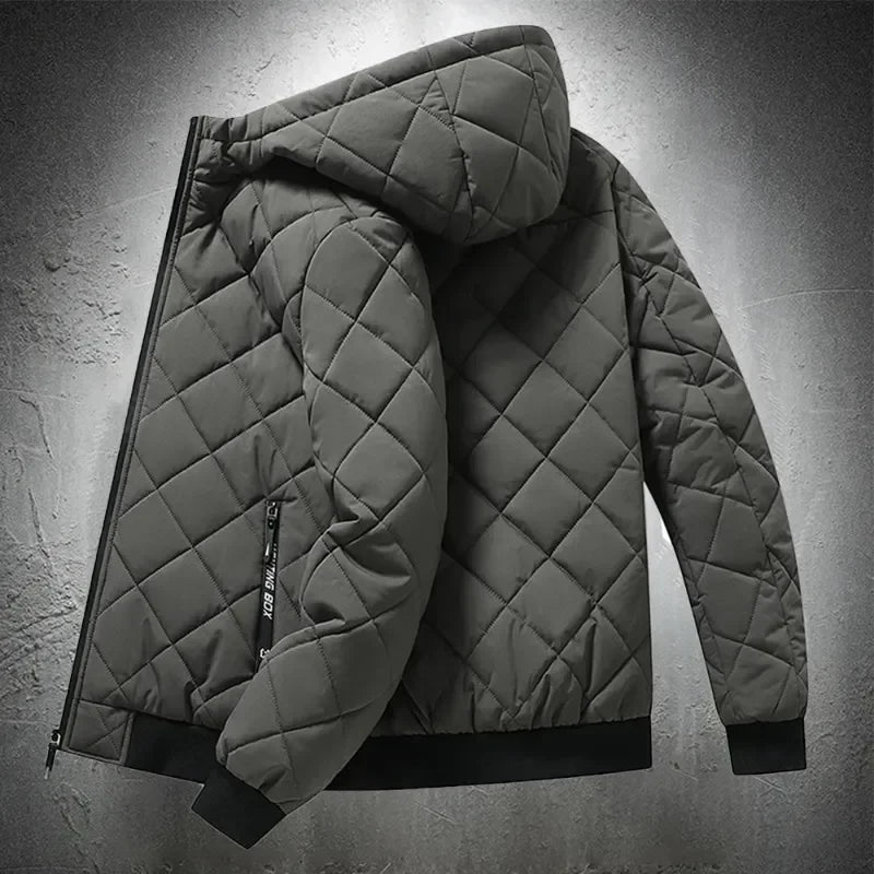 Campera acolchada hombre con capucha – texturizada en rombos, casual y talles grandes