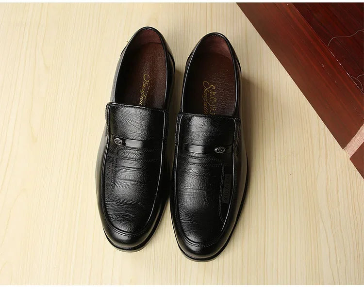 Mocasines casuales para hombre – slip-on hechos a mano y punta redonda