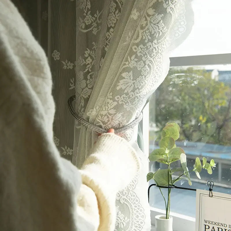 Cortinas blackout para living – bordado en tul, autoadhesivas y modernas