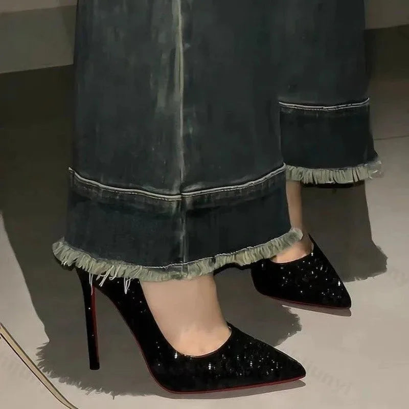 Pumps y sandalias mujer – elegantes, charol PU brillante y tacón stiletto